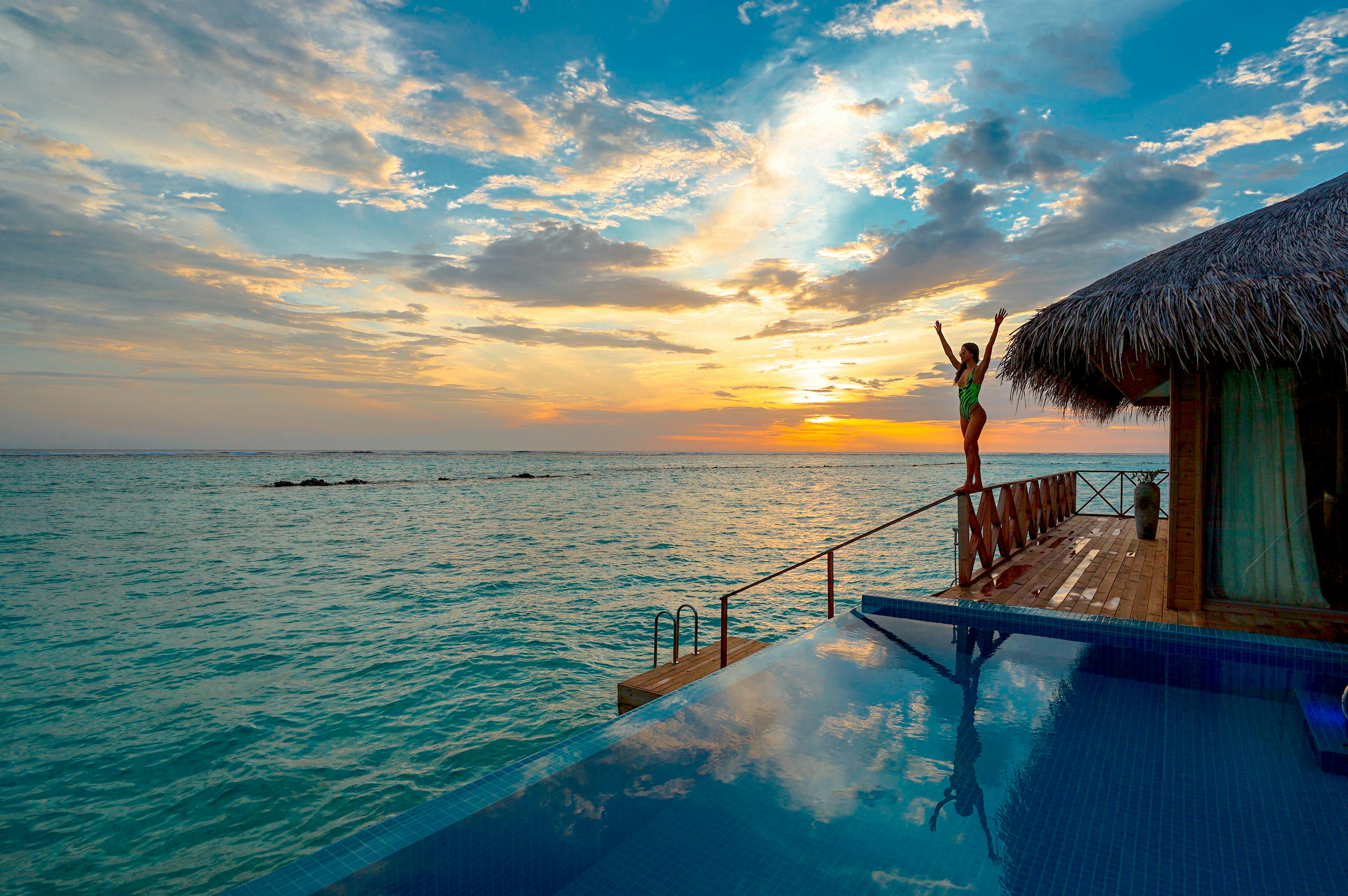 Luxury Escapes on a Budget: How to Experience the High Life Without Breaking the Bank?